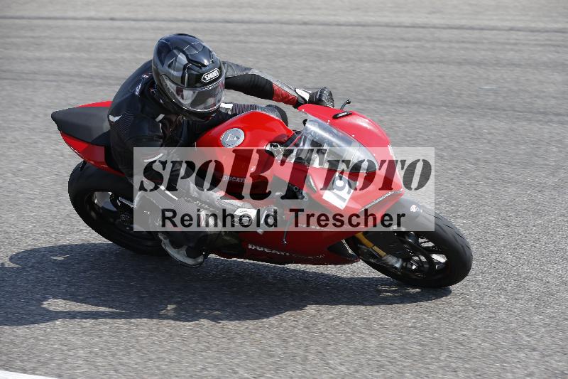 Archiv-2025/49 26.08.2025 Cornu Master School ADR/gruen-vert/19